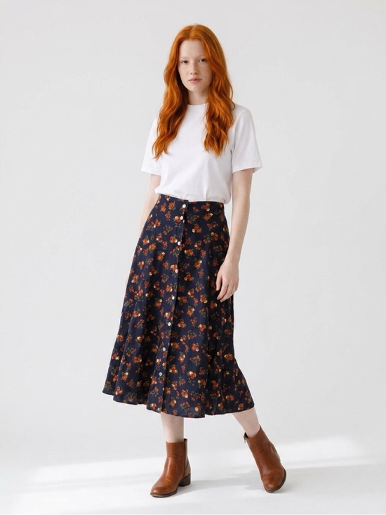 Kathie Lee Collection Dresses & Skirts - Kathie Lee Collection Navy Floral Midi Skirt